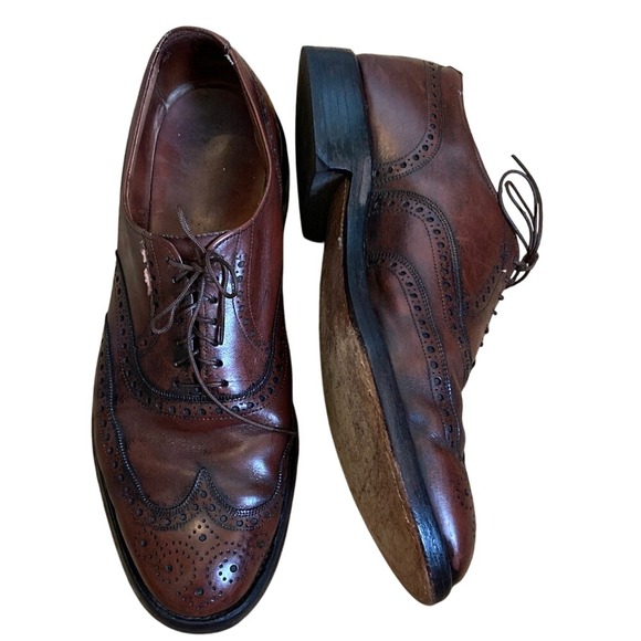 Allen Edmonds Other - Allen Edmonds Mens Boulevard Classic Brown Brogue Wingtip Dress Shoes Size 10.5D
